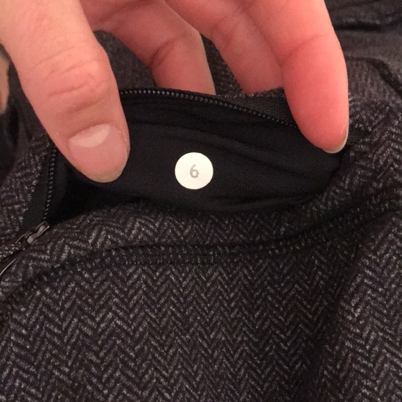 Lululemon pullover - Picture 4 of 4